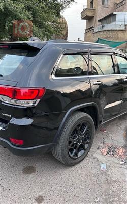 جيب جراند شيروكي